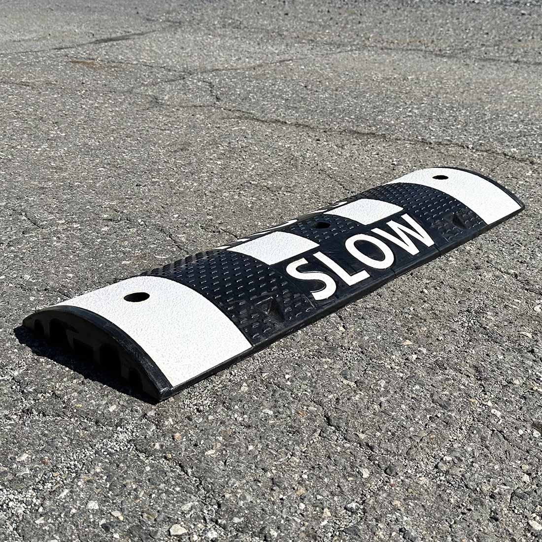 3' Speed bump - White